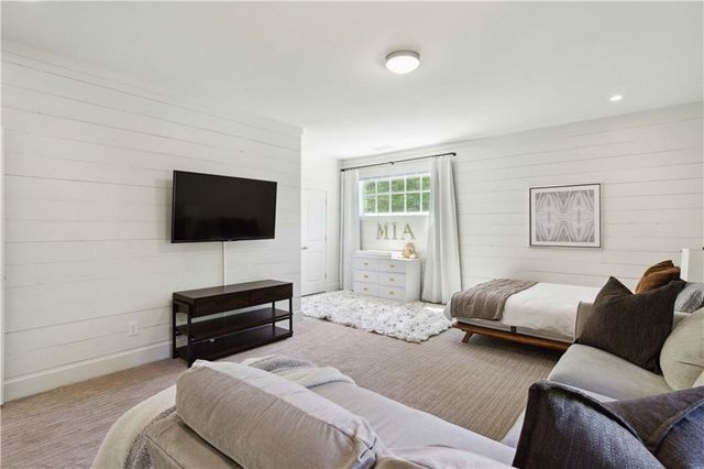 2381 Drew Valley Road NE, Atlanta, GA 30319