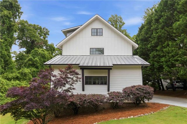 2381 Drew Valley Road NE, Atlanta, GA 30319