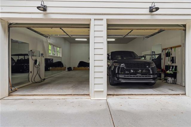 2381 Drew Valley Road NE, Atlanta, GA 30319