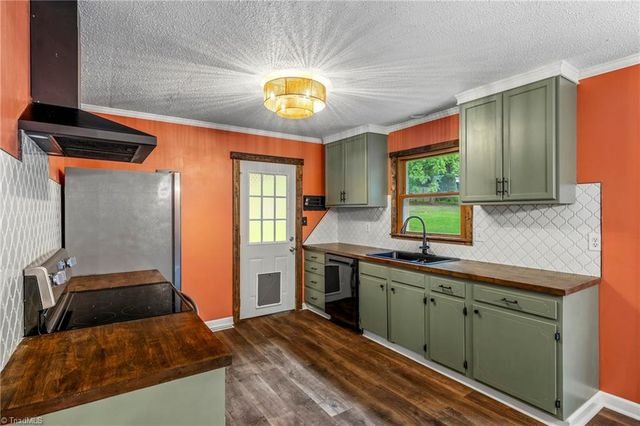 206 Laura Road, Madison, NC 27025