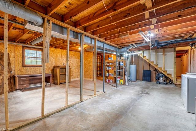 206 Laura Road, Madison, NC 27025