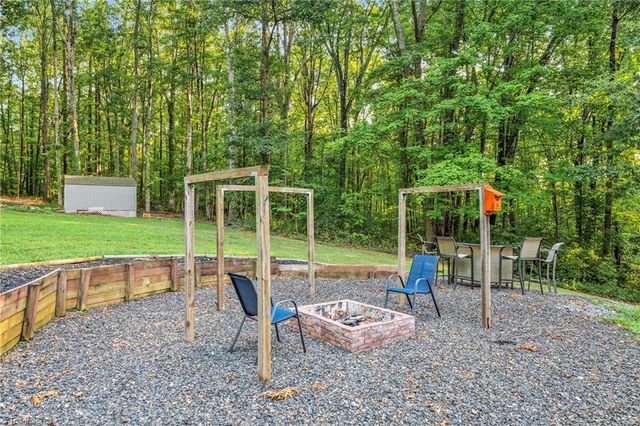 206 Laura Road, Madison, NC 27025