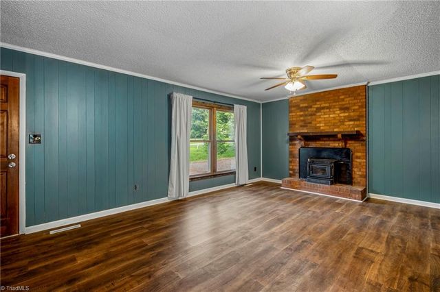 206 Laura Road, Madison, NC 27025