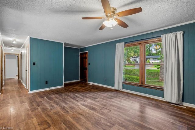 206 Laura Road, Madison, NC 27025