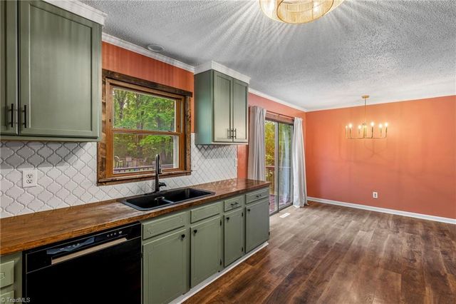 206 Laura Road, Madison, NC 27025