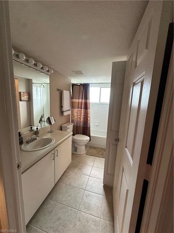 8264 Key Royal CIR 831, Naples, FL 34119