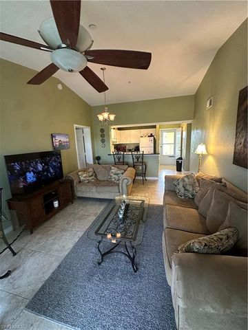 8264 Key Royal CIR 831, Naples, FL 34119