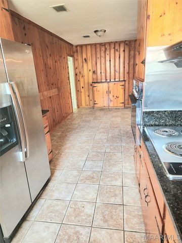 1210 Lakewood Drive, Montgomery, AL 36109