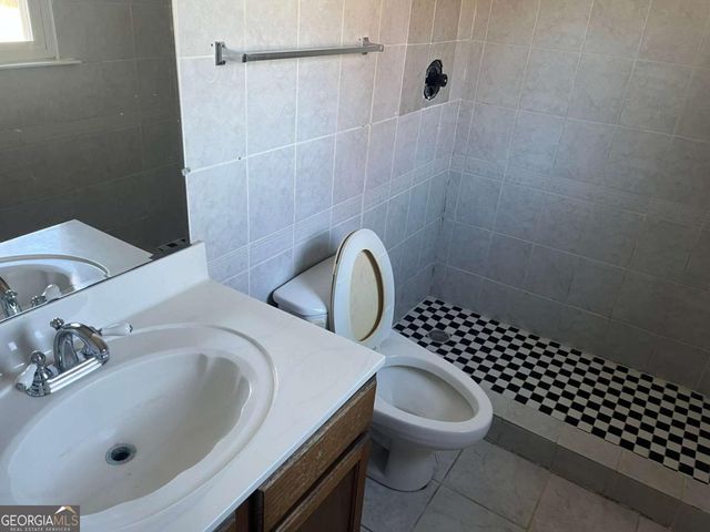 1301 Hickory Ridge Trail, Auburn, GA 30011