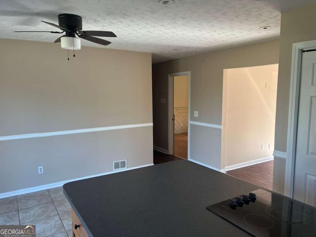 1301 Hickory Ridge Trail, Auburn, GA 30011