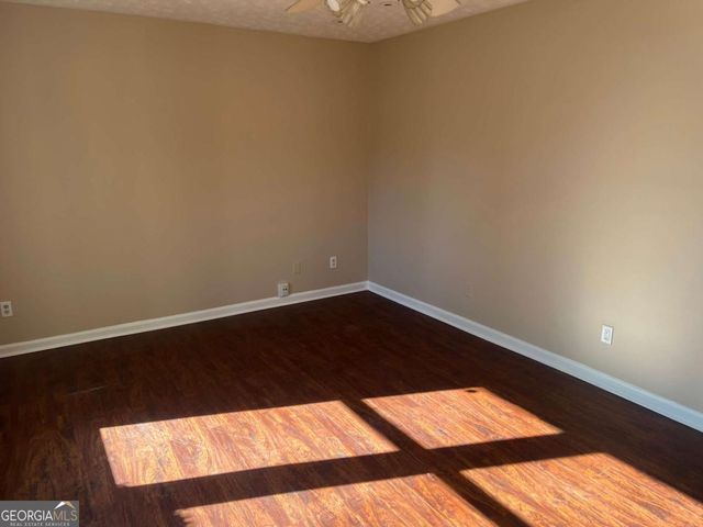 1301 Hickory Ridge Trail, Auburn, GA 30011