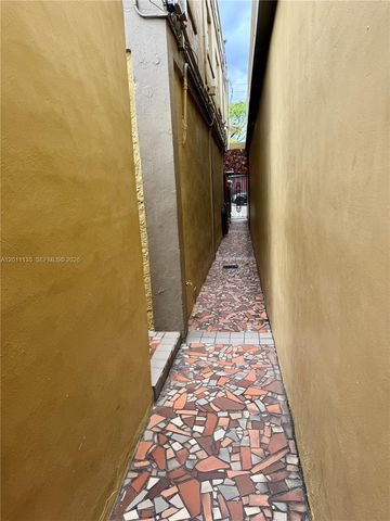 173 NW 36th St 2, Miami, FL 33127