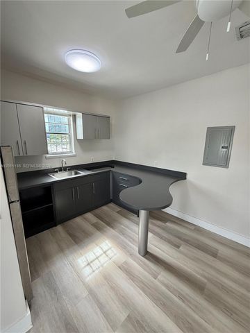 173 NW 36th St 2, Miami, FL 33127