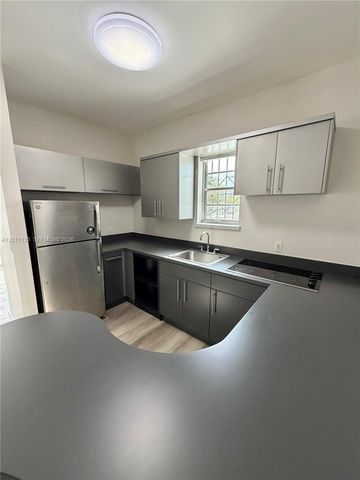 173 NW 36th St 2, Miami, FL 33127