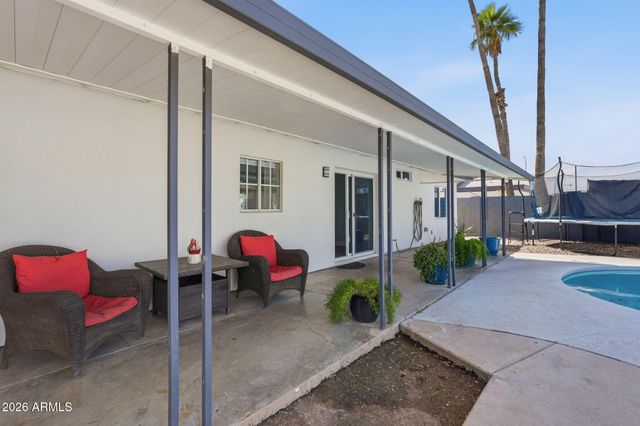 1832 E ENID Avenue, Mesa, AZ 85204