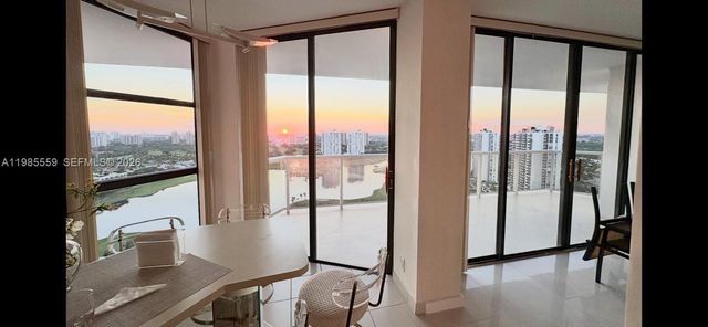 20281 E Country Club Dr 2409, Aventura, FL 33180