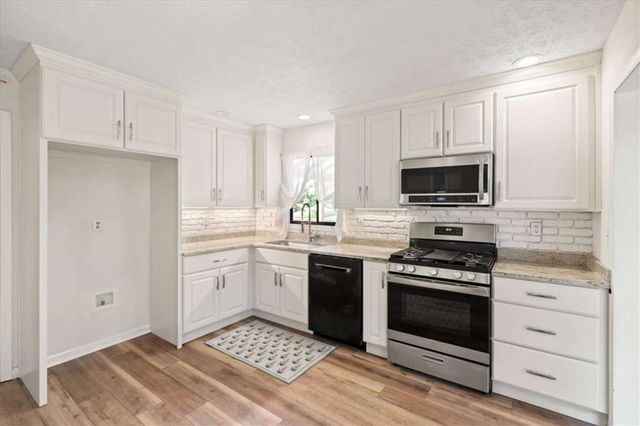 4962 Cherrydale Drive, Douglasville, GA 30135