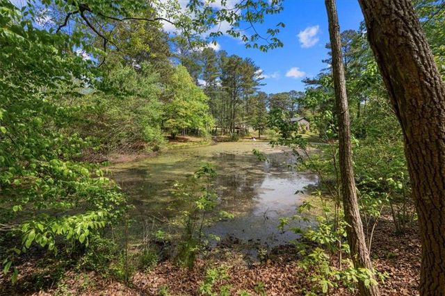 4962 Cherrydale Drive, Douglasville, GA 30135