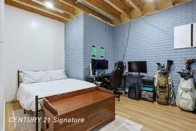 8442 Oakhill Drive Drive, Freeland, MI 48623