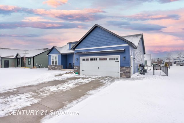 8442 Oakhill Drive Drive, Freeland, MI 48623