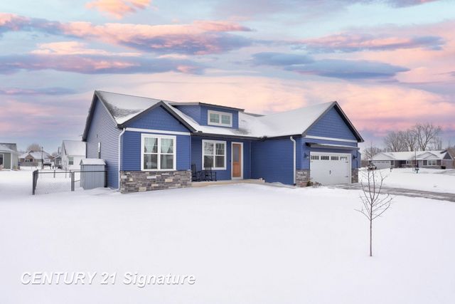 8442 Oakhill Drive Drive, Freeland, MI 48623