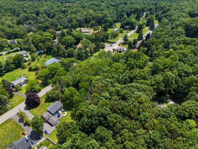 242 W Mountain Rd, Sparta Twp., NJ 07871