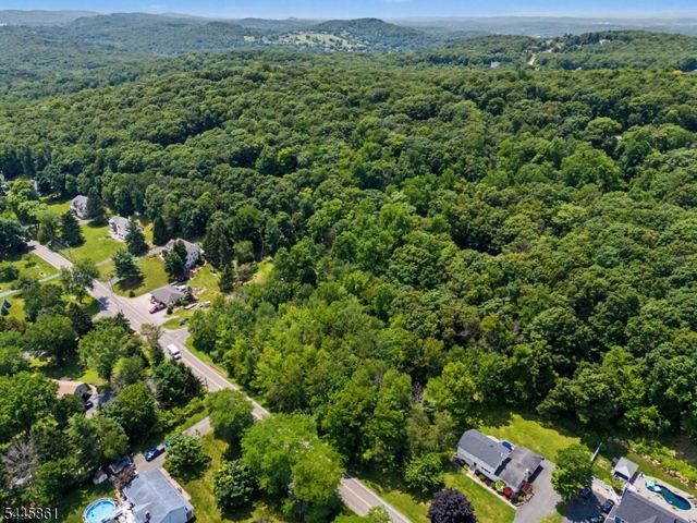 242 W Mountain Rd, Sparta Twp., NJ 07871