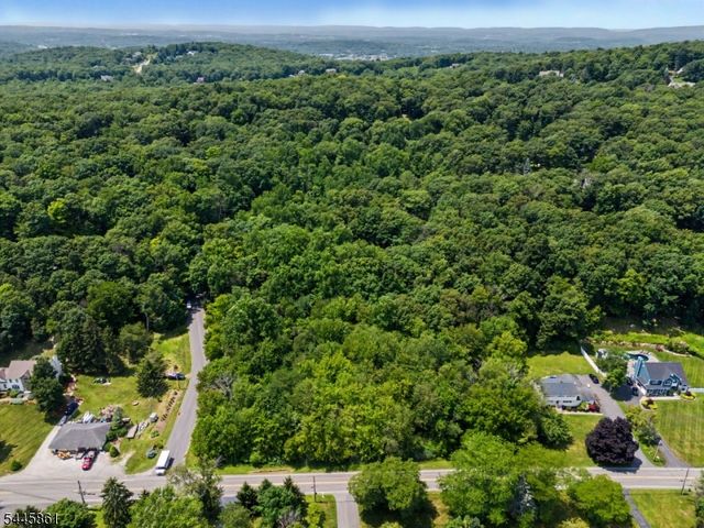 242 W Mountain Rd, Sparta Twp., NJ 07871