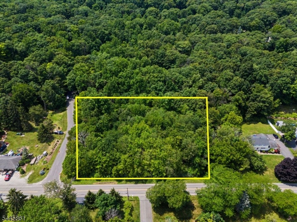 242 W Mountain Rd, Sparta Twp., NJ 07871 — photo 4