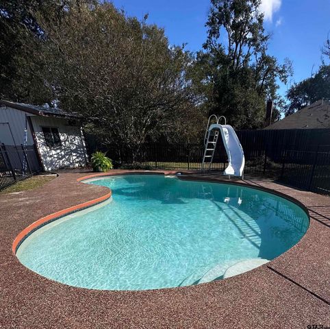 9823 County Road 2228, Whitehouse, TX 75791