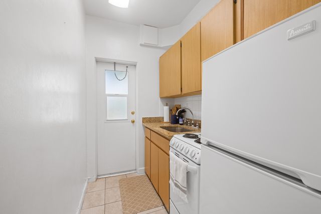 172 N County Road 5, Palm Beach, FL 33480
