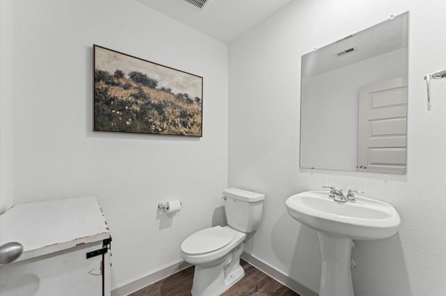 1029 Great Barracuda Lane, Alvin, TX 77511