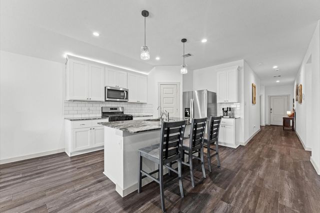 1029 Great Barracuda Lane, Alvin, TX 77511
