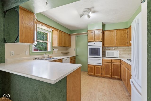 2323 S Sheridan Avenue, Indianapolis, IN 46203
