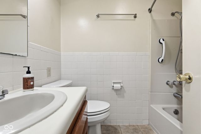 2323 S Sheridan Avenue, Indianapolis, IN 46203