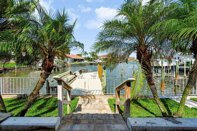 5962 LEELAND STREET S, St Petersburg, FL 33715