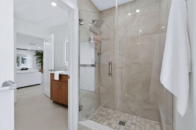 5962 LEELAND STREET S, St Petersburg, FL 33715