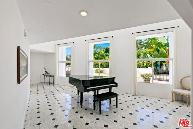26742 Via Linda Street, Malibu, CA 90265