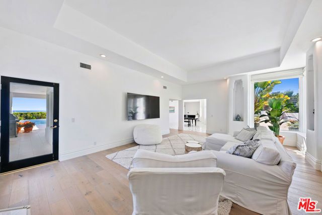 26742 Via Linda Street, Malibu, CA 90265