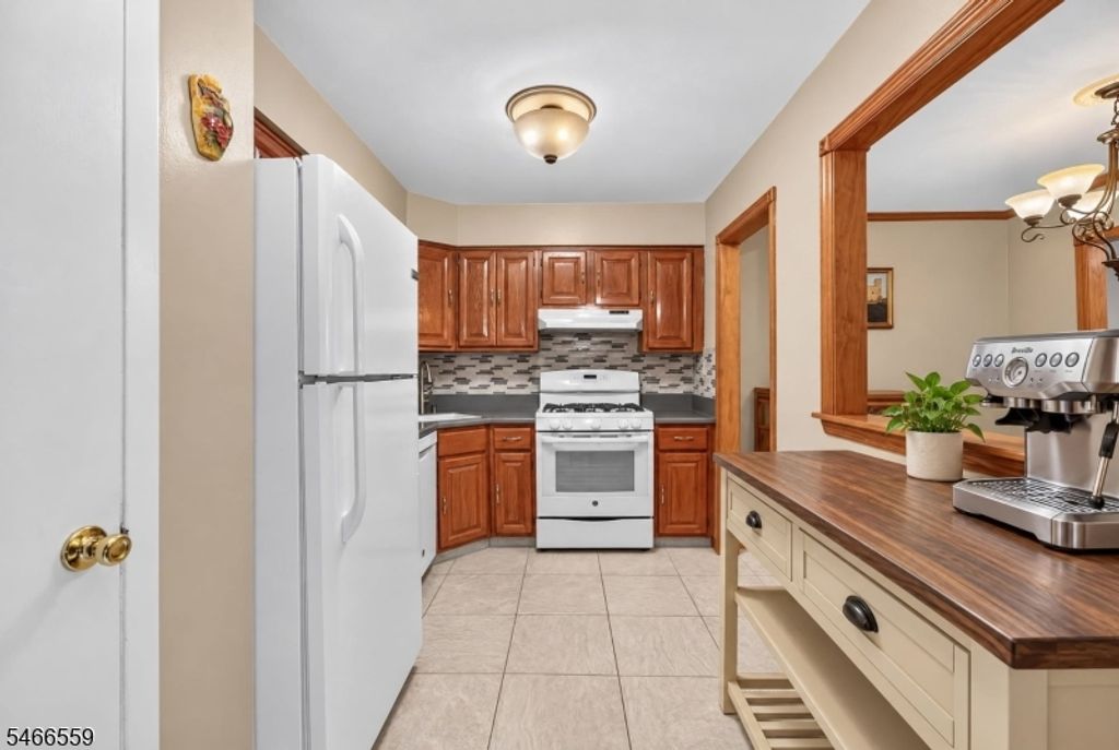55 Chelsea Cir, Raritan Twp., NJ 08822 — photo 4