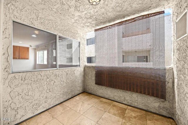 1339 N Columbus Avenue 204, Glendale, CA 91202