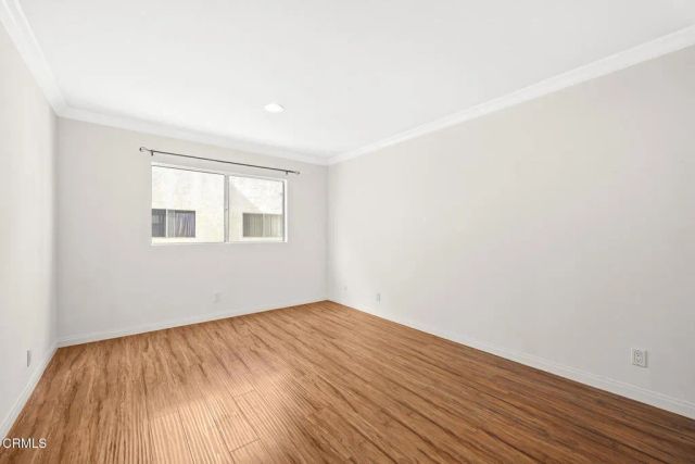 1339 N Columbus Avenue 204, Glendale, CA 91202