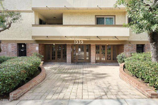 1339 N Columbus Avenue 204, Glendale, CA 91202