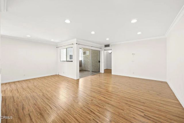1339 N Columbus Avenue 204, Glendale, CA 91202
