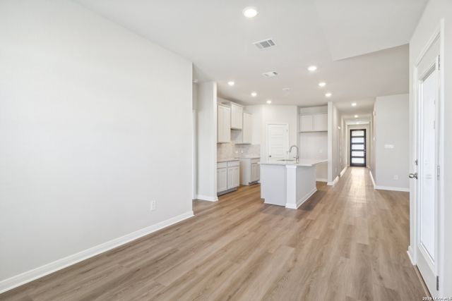 2803 Junction Bay, Converse, TX 78109