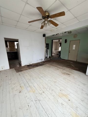 636 W 3rd Street, Peru, IN 46970