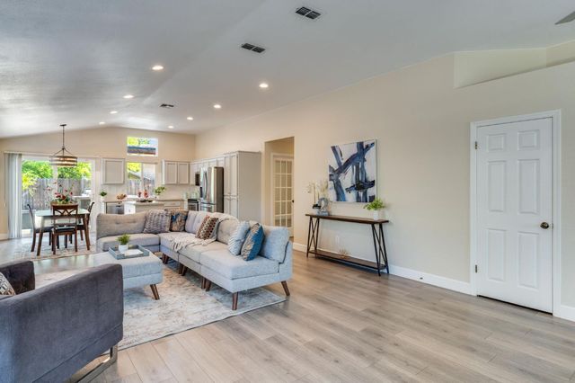 15081 Reynosa Dr, Rancho Murieta, CA 95683