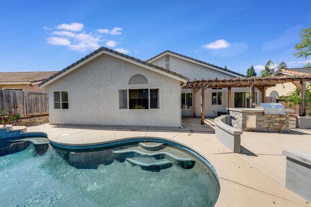 15081 Reynosa Dr, Rancho Murieta, CA 95683