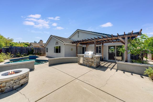 15081 Reynosa Dr, Rancho Murieta, CA 95683