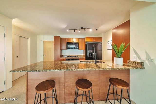 4808 N 24TH Street 427, Phoenix, AZ 85016
